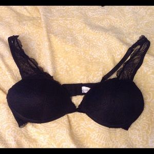 Marilyn Monroe Black Lacey Bra